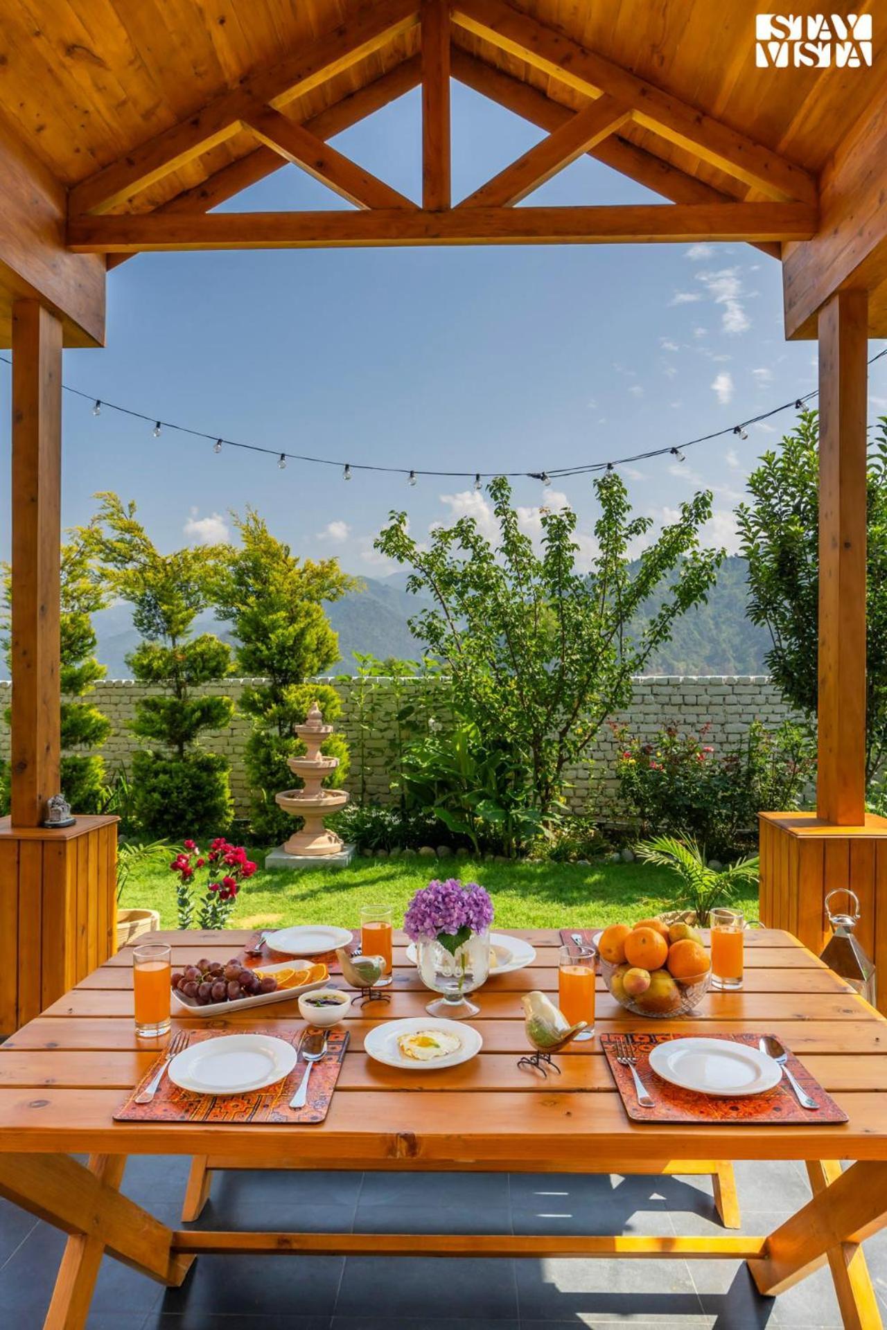 Stayvista At The Oakridge 4 Bhk Villa In Dharamshala With Jacuzzi & Balcony تشامبا المظهر الخارجي الصورة