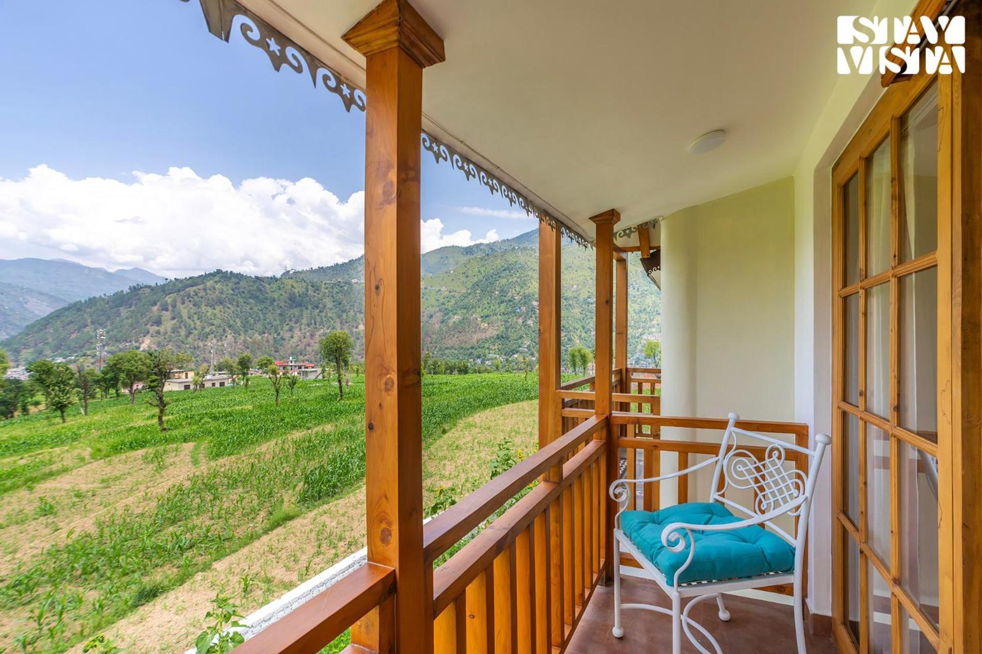 Stayvista At The Oakridge 4 Bhk Villa In Dharamshala With Jacuzzi & Balcony تشامبا المظهر الخارجي الصورة